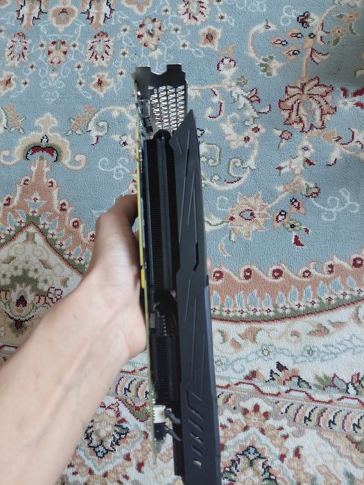 Продаю видео карту