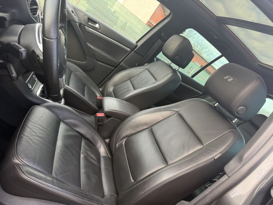 Vw Tiguan R-line 2.0tdi 4x4 dsg automat extrafull keyless camera pano