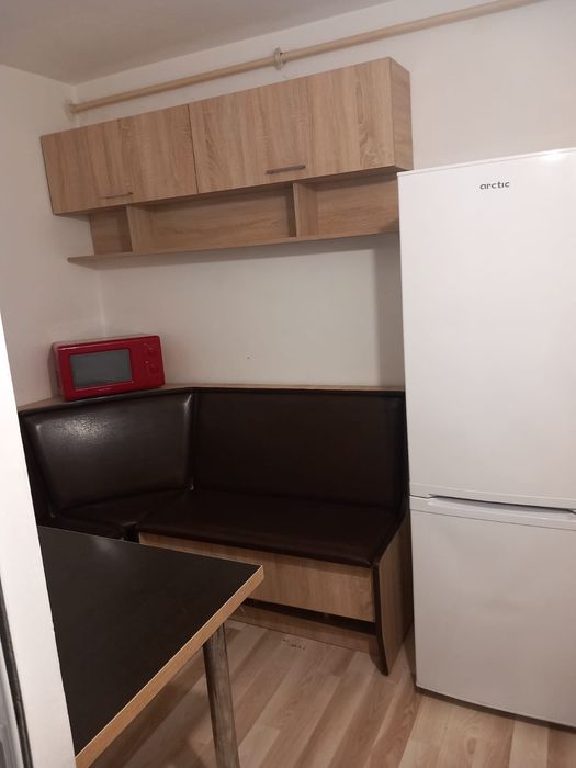 Închiriez garsoniera