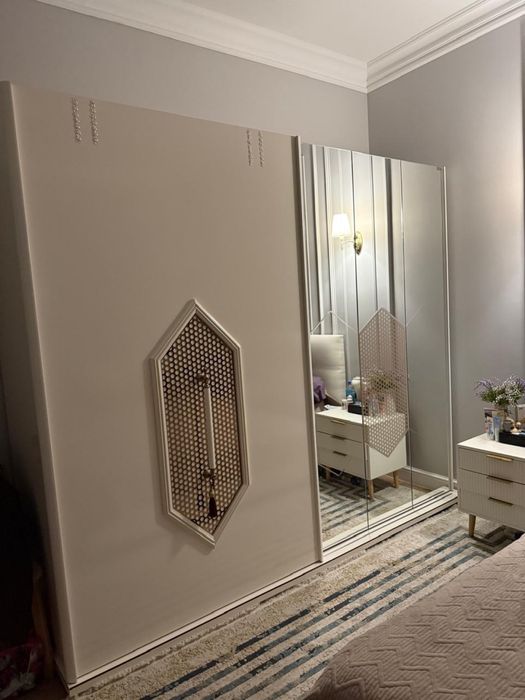 Срочно продается шкаф