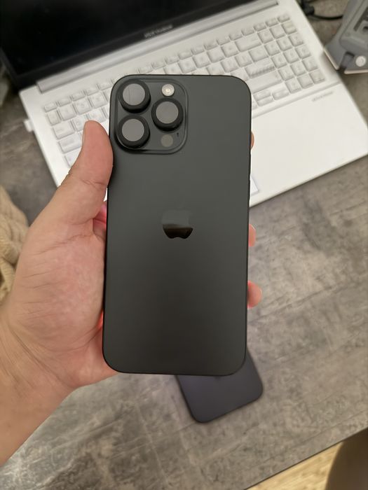 Продам Iphone 16 pro max 256gb