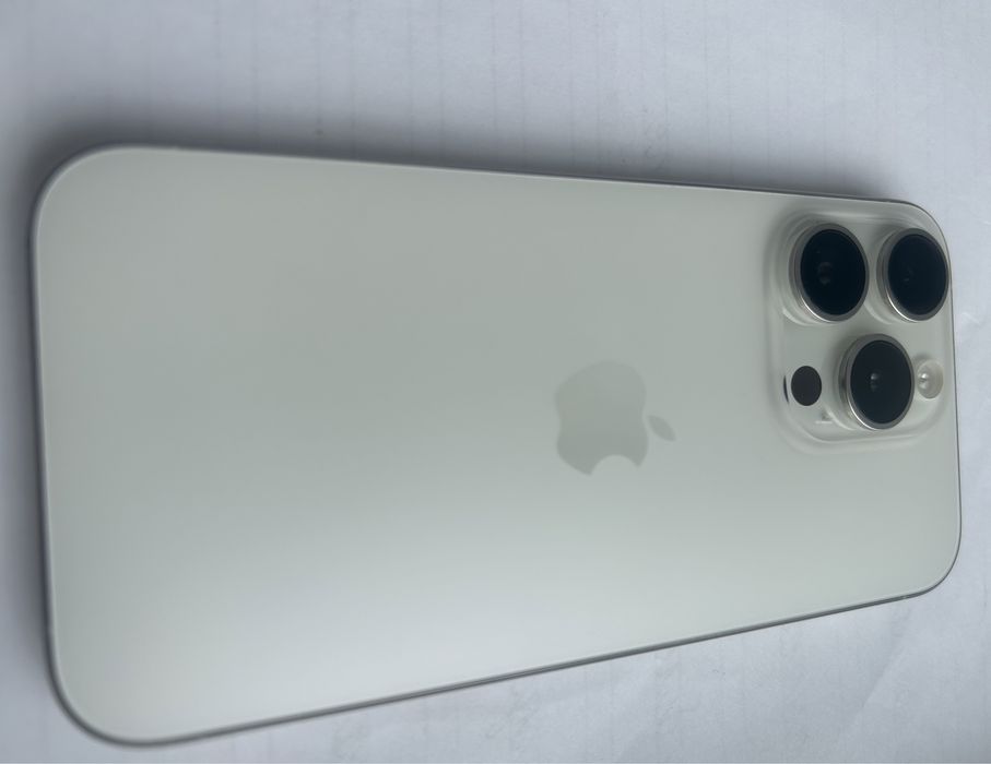 iPhone 15 Pro white 256 gb