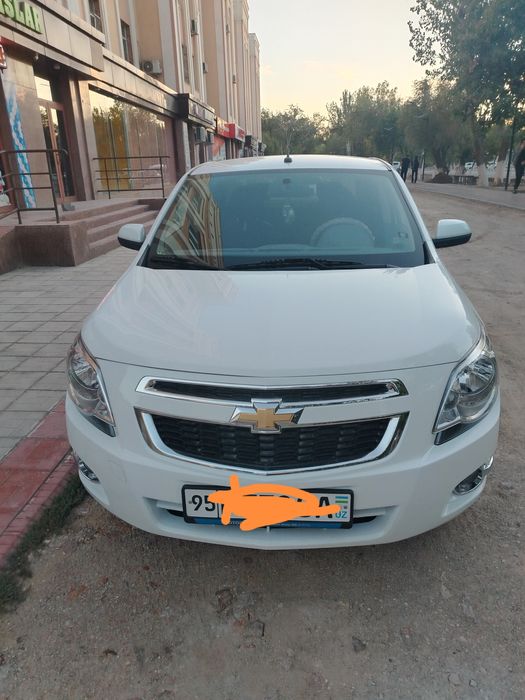 Cobalt avtomobili satiladi