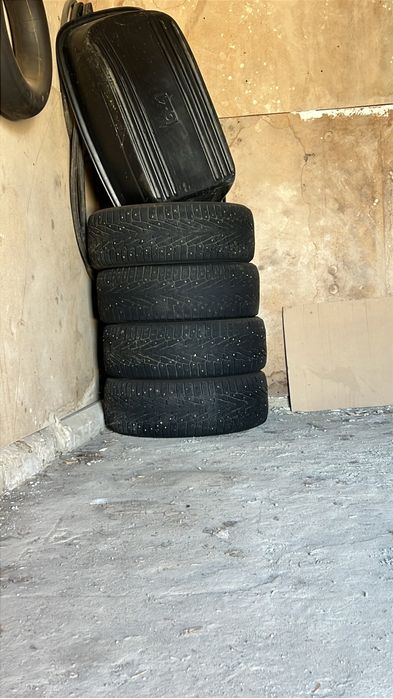 R 20/275/60 б/у 2 сезона