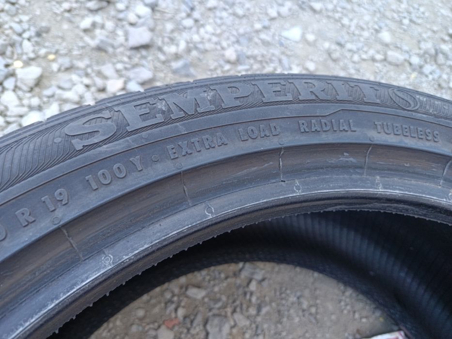 255 40 R 19 SEMPERIT Дот 0818