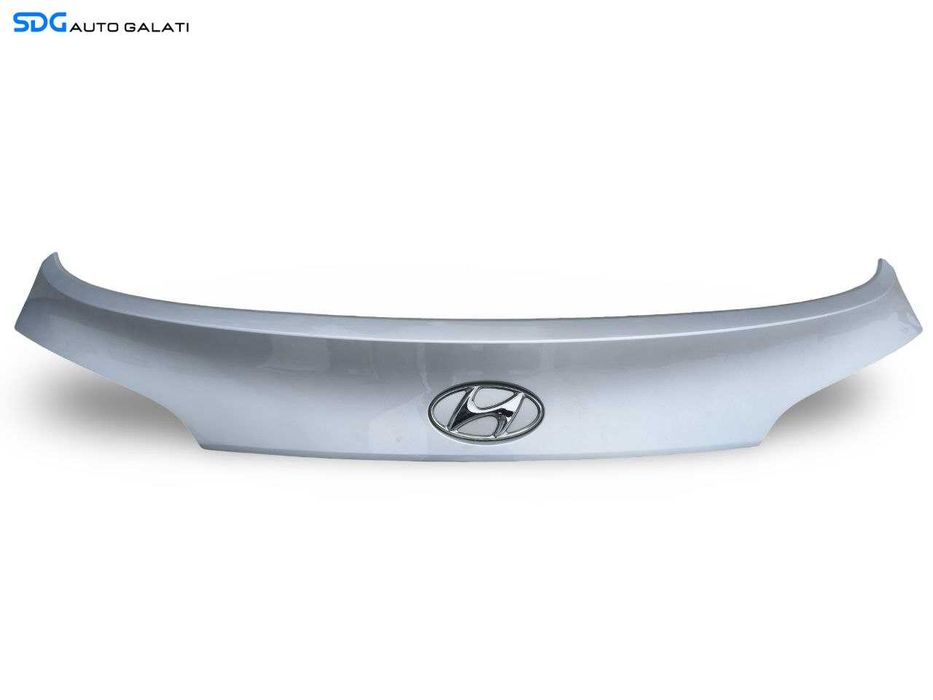 Ornament Plastic cu Emblema de pe Haion Hayon Portbagaj Hyundai ix35 2009 - 2015 Cod 87371-2S000 [LS0952]