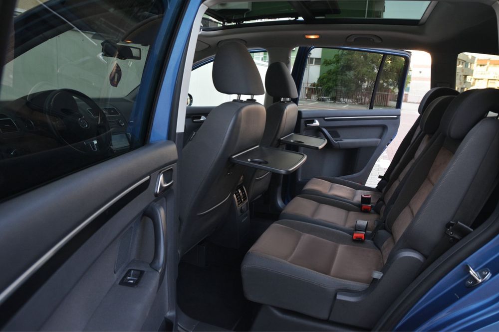 Volkswagen Touran/2.0TDI/DSG/PANORAMIC/Proprietar/ CARTE SERVICE