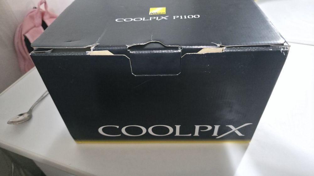 Vând aparat foto video nikon