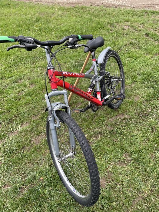 Bicicleta DHS cu suspesii fata spate