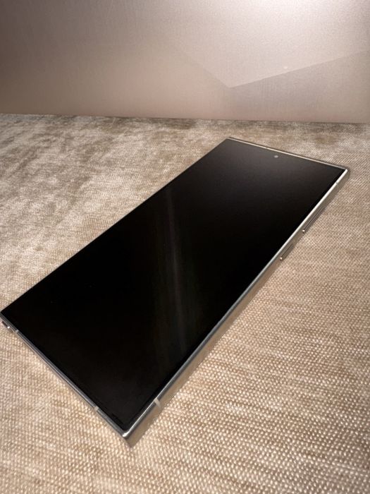 Samsung Galaxy S24 Ultra 256GB.