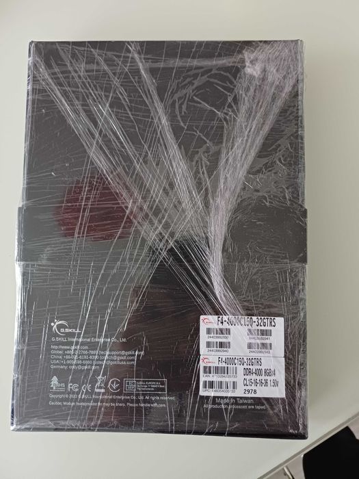 b die 32GB DDR4 4000mhz cl15 G.SKILL ROYAL