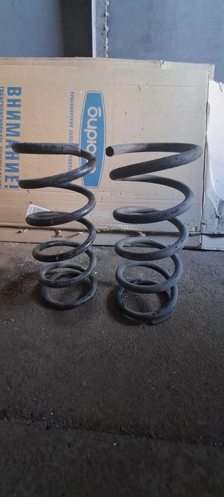 Продам пружины на Альфард
