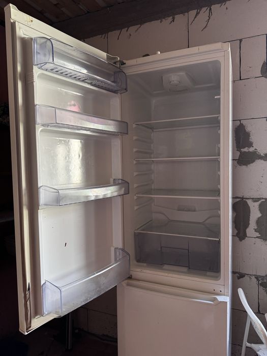 Холодильник BEKO