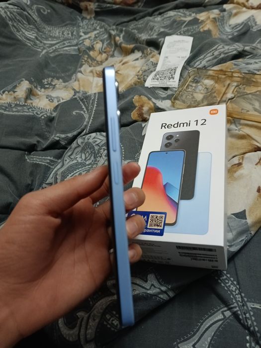 Redmi 12 SKY BLIE 4 GB RAM + 4   128GB