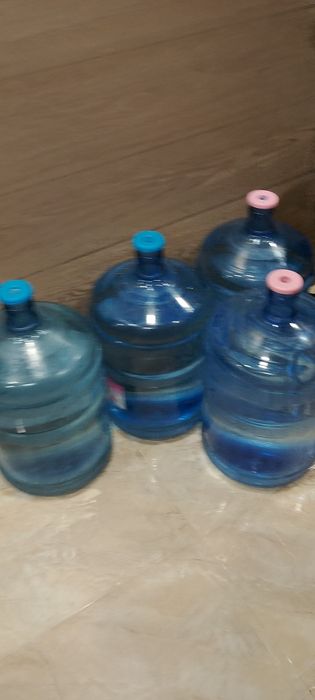 Поликарбонатни бутилки