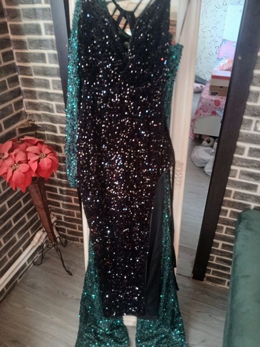 De vanzare rochie si salopeta eleganta