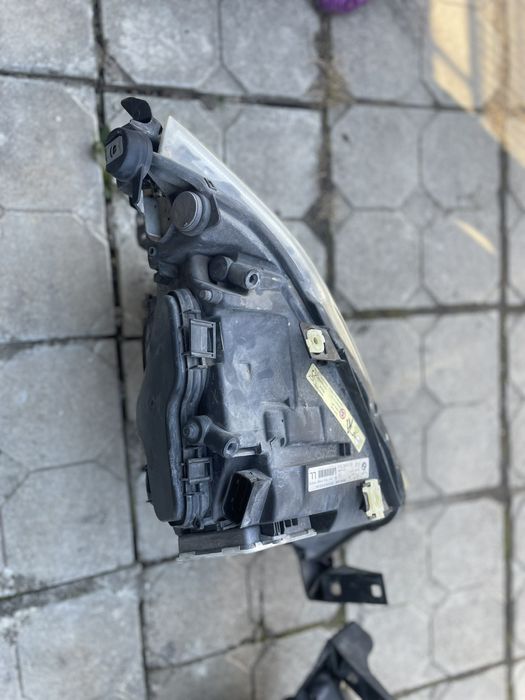 Фарове за бмв е90 е91 преди фейс