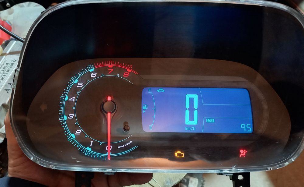 Шевроле кобальт щиток прибор