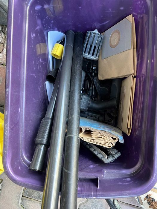 Прахосмукачка Karcher SE4001