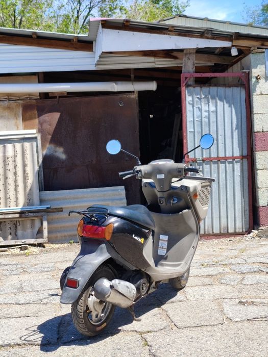 Продвм скутер Suzuki Lets 4