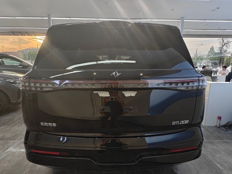 2026 yil Dongfeng 008