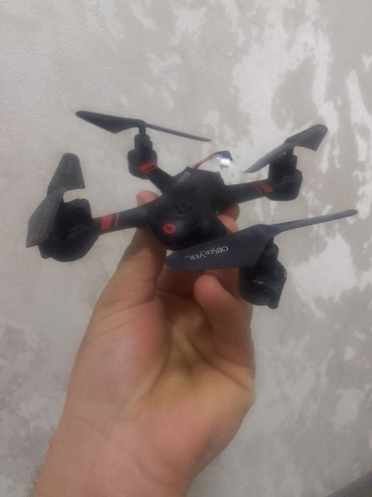 Korea dan kelgan dron zaryatchiki bor qoʻshimcha ikkita parraklar bor