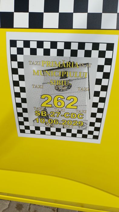 Taxi Logan 2021 .