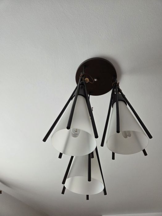 Vand Candelabru cu 3 Brate