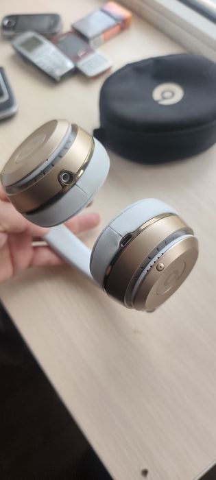Beats solo3 оригинал в идеале