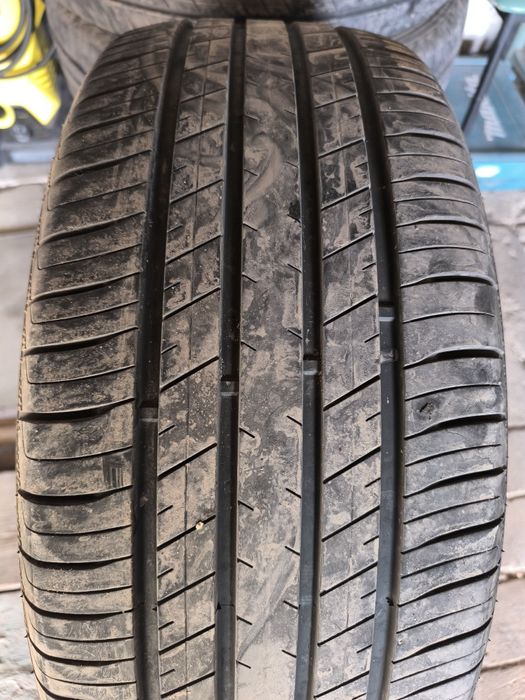 Продам комплект шин 20"