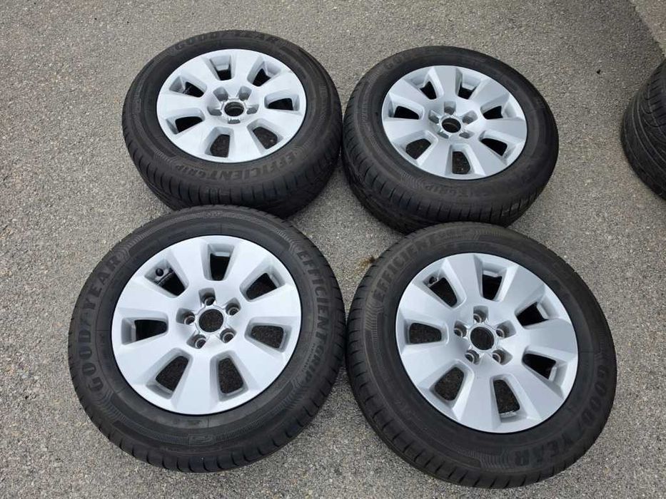 4 бр. Летни гуми 225/60 R16 с алуминиеви джанти 5x112 Audi VW Seat Skoda