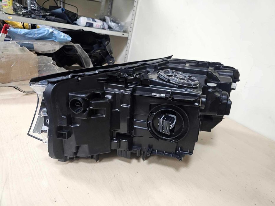 Американски Десен фар BMW 5 G30 G31 USA LED desen far бмв г