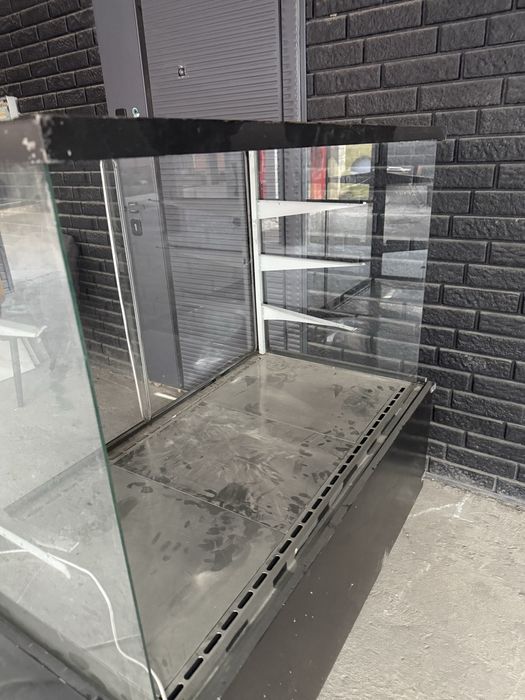 Витринный холодильник