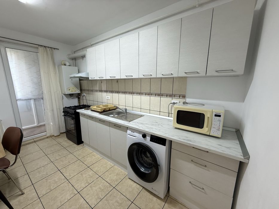 Apartament 1 camera, de inchiriat situat in Floresti, zona Porii