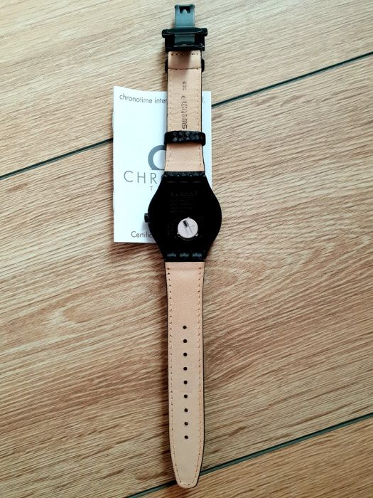 Swatch Carbonata YWB401