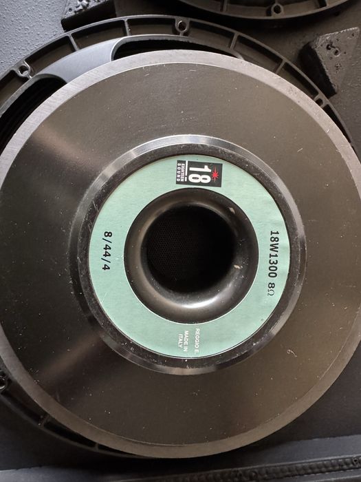 Bass,subwoofer LSS PSUB3,2x18 18sound Lw1300
