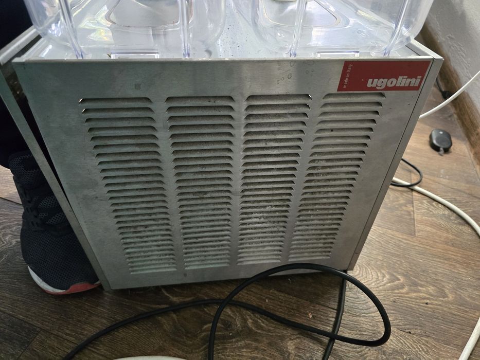 Диспенсър за сок UGOLINI ARCTIC DELUXE 12/2 AA