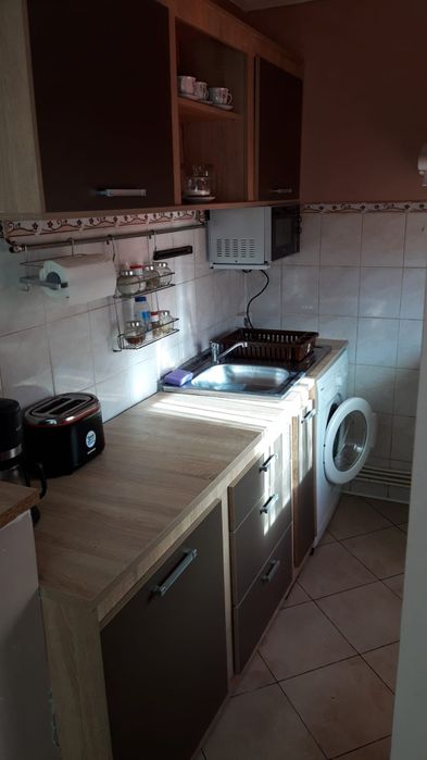 Închiriez apartament cu o cameră mobilat în Turda zona Micro 1