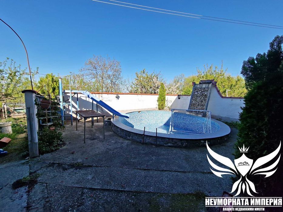 Продава се Къща в Асеновград - 140 кв.м за 829 €/кв.м - Снимка #2