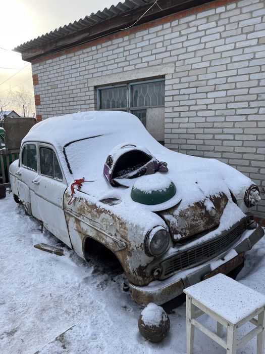 Запчасти на Москвич
