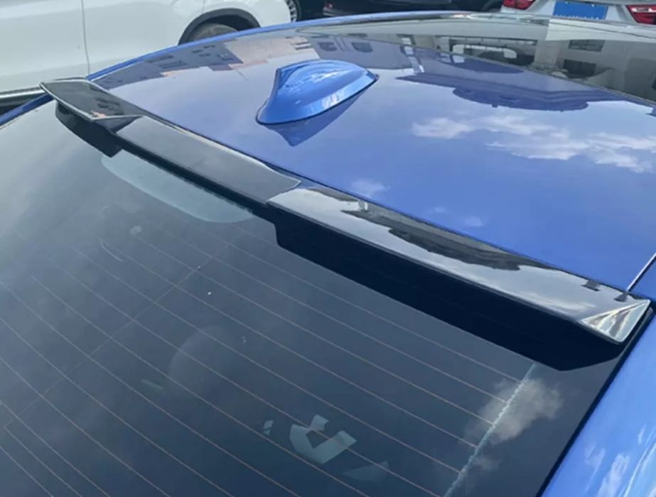 Eleron lip spoiler luneta BMW Seria 3 F30 M4 negru lucios