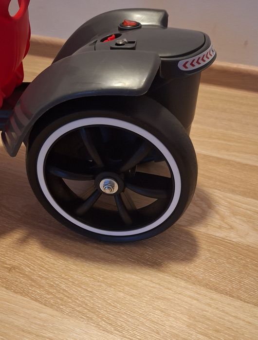 Masinuta(Kart) electrica cu telecomanda pentru copii 3+