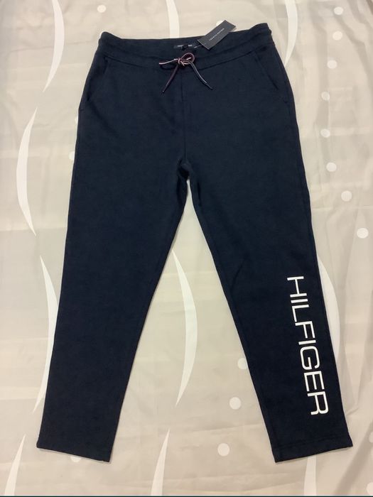 Pantaloni Tommy Hilfiger marime L