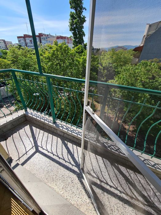 Дава се под наем Тристаен апартамент в Пловдив, Каменица 2 - 120 кв.м за 425 € - Снимка #14