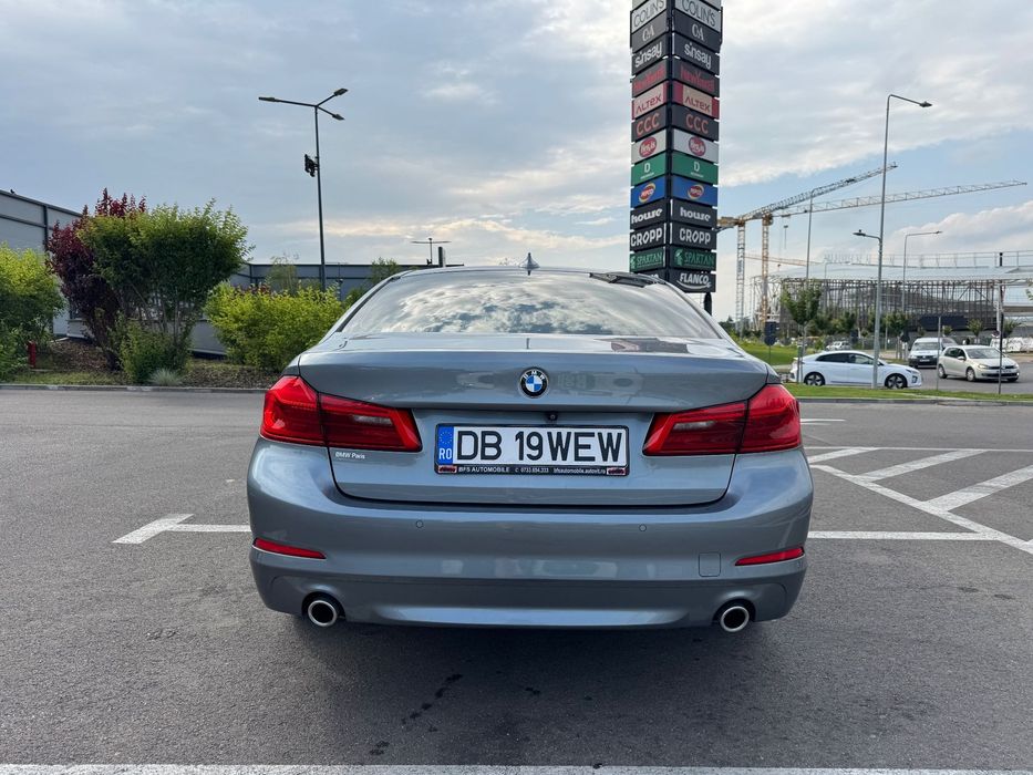 BMW Seria 5 BMW 520d G30