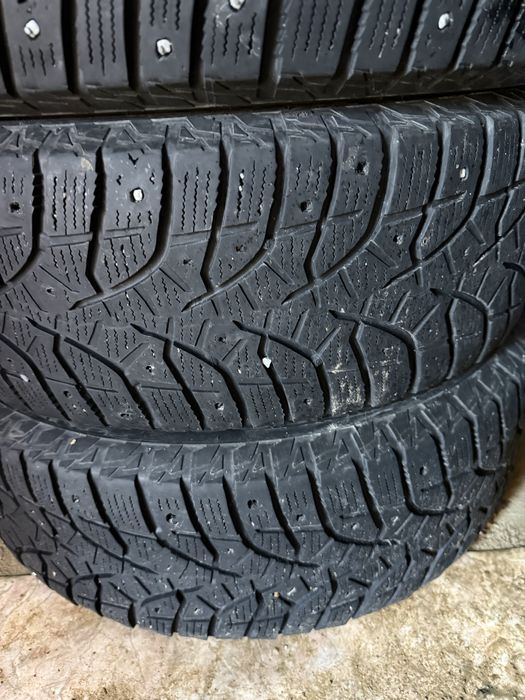 Продам шины Бриджстоун близак