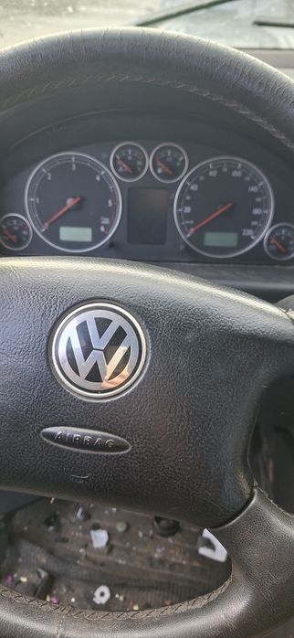 Фолксваген шаран 1.9 TDI 116к.с на части отличен мотор и скорости