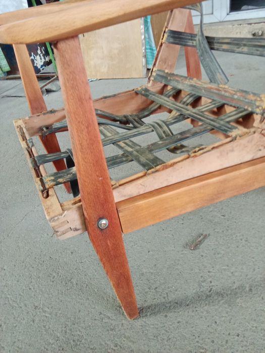 Кресло ретро из бука