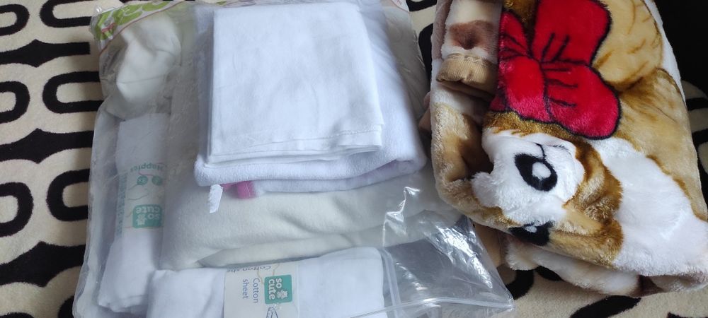 Lot nou-nascut/bebeluș fetiță