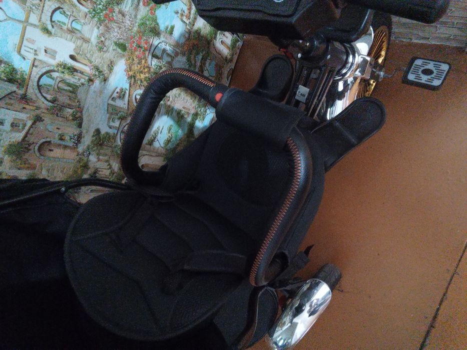 Продам коляску-велосипед